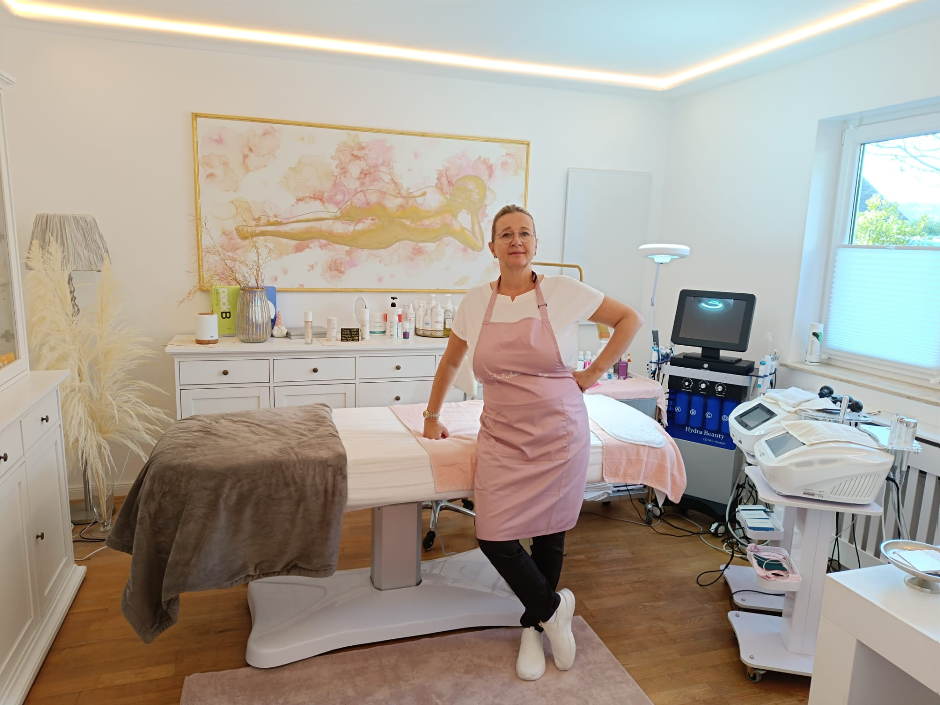 Behandlungsraum im Hautschön Studio Wachtberg